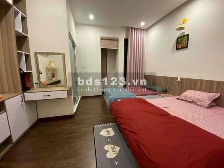 Cần bán nhà Đà lạt thiết kế nội thất sang trọng đường lớn thoáng gần trường gần chợ thích hợp cho định cư lâu dài
