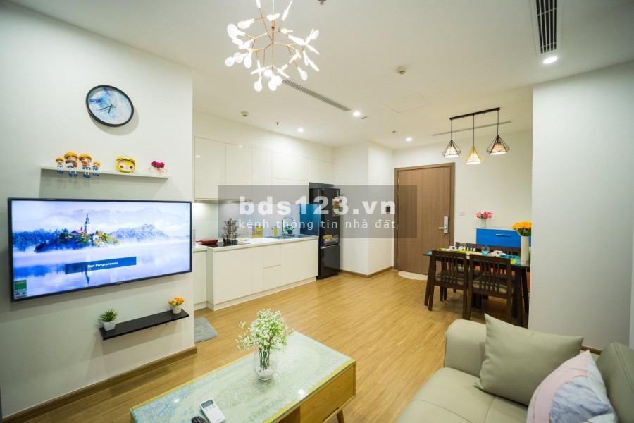 Cho thuê Chung cư Stellar 35 Lê Văn Thiêm 3PN full 11.5 triệu. Lh 0377983070
