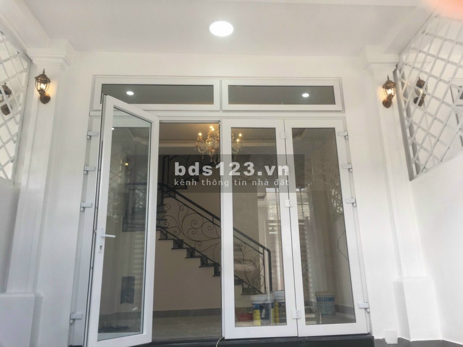 Nhà đất Đà lạt cần bán nhà mới xây có thể tết dọn vào ở luôn Rộng rãi thoải mái