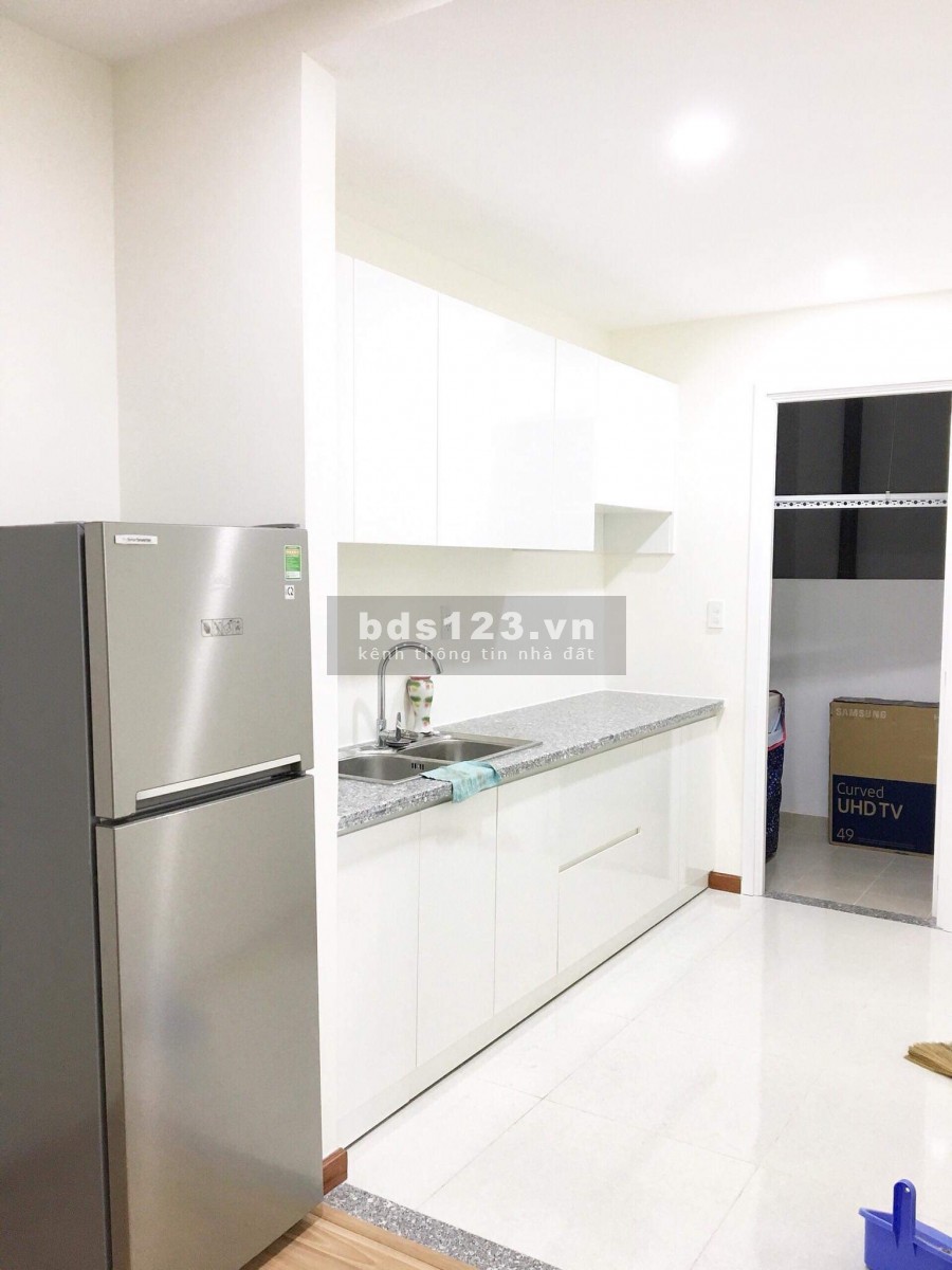 Cho thuê CHCC 2 phòng ngủ Diamond Riverside block a, nội thất đầy đủ