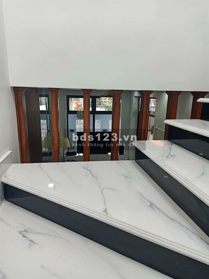 Bán nhà gần Ngã 6, TP Hải Dương 78m2, 3 tầng, mt 6m, 3.5 tỷ, nhà cực đẹp