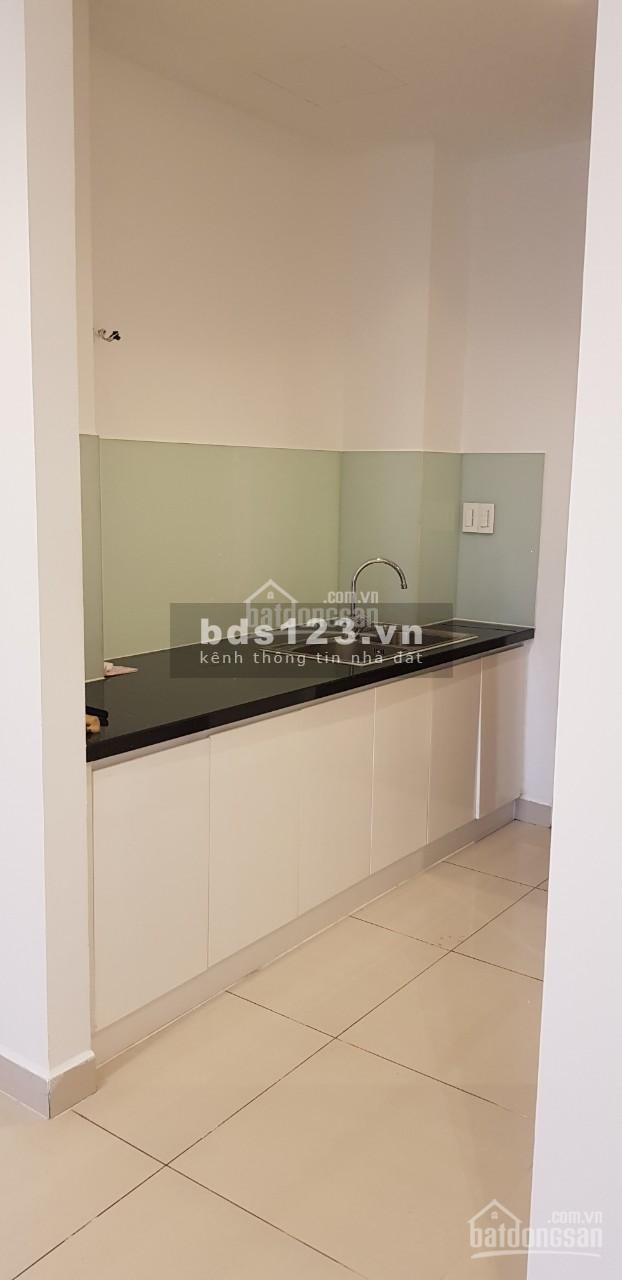 Chủ cần cho thuê căn hộ rộng 38m2, 1 phòng ngủ, dạng Officetel, giá 8 triệu/tháng, cc Sky Center