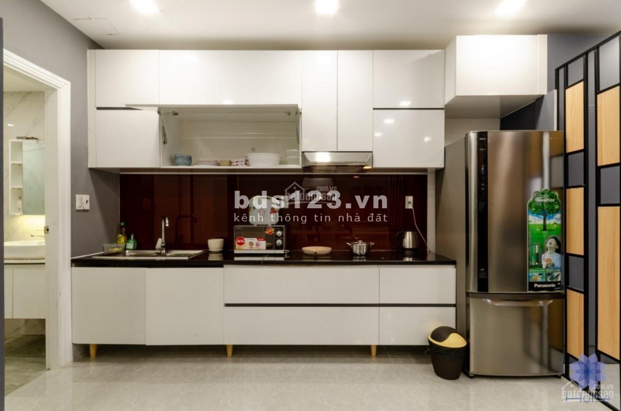 Căn hộ chính chủ rộng 53m2, 2 PN, có nội thất, cc The Botanica, giá 13 triệu/tháng, LHCC