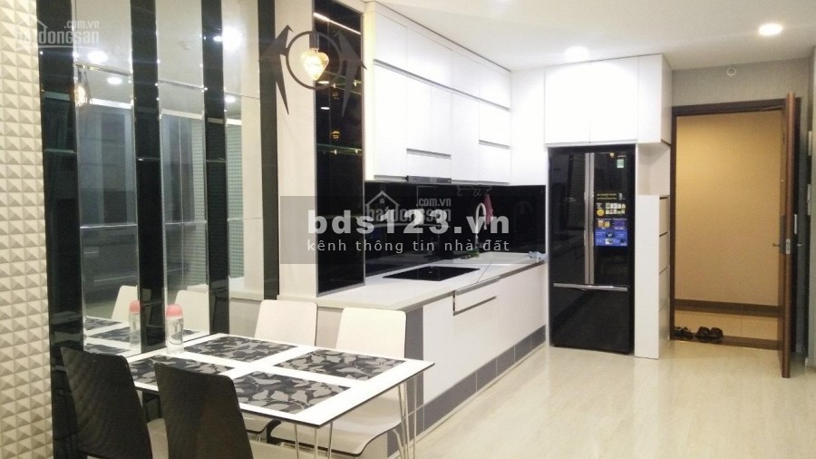 The Botanica cần cho thuê căn hộ 57m2, 2 PN, có sẵn nội thất, giá 14 triệu/tháng, tầng cao
