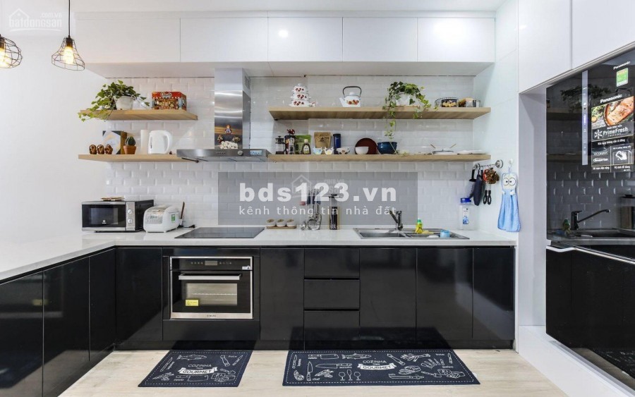 Cần cho thuê căn hộ chính chủ rộng 60m2, 2 PN, giá 13 triệu/tháng, cc The Botanica, LHCC
