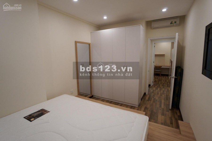 Trống căn hộ rộng 58m2, 2 PN, kiến trúc đẹp, cc The Botanica, giá 14 triệu/tháng, tầng cao, view thoáng
