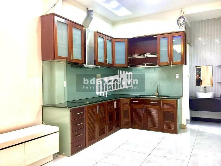 Cho thuê nhà 1 trệt 1 lầu 2 PN DT 3.2x10m, nội thất đầy đủ, đường Nguyễn Văn Trỗi, P. 5, Phú Nhuận