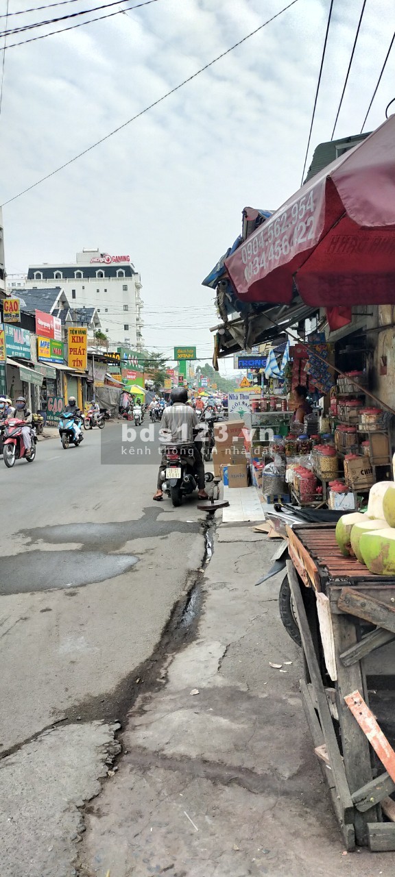 Bán Nhà Hẻm 184 Phạm Văn Hai Tân Bình Giá Rẻ, 30m2, 3 Lầu, 3 Phòng Ngủ.