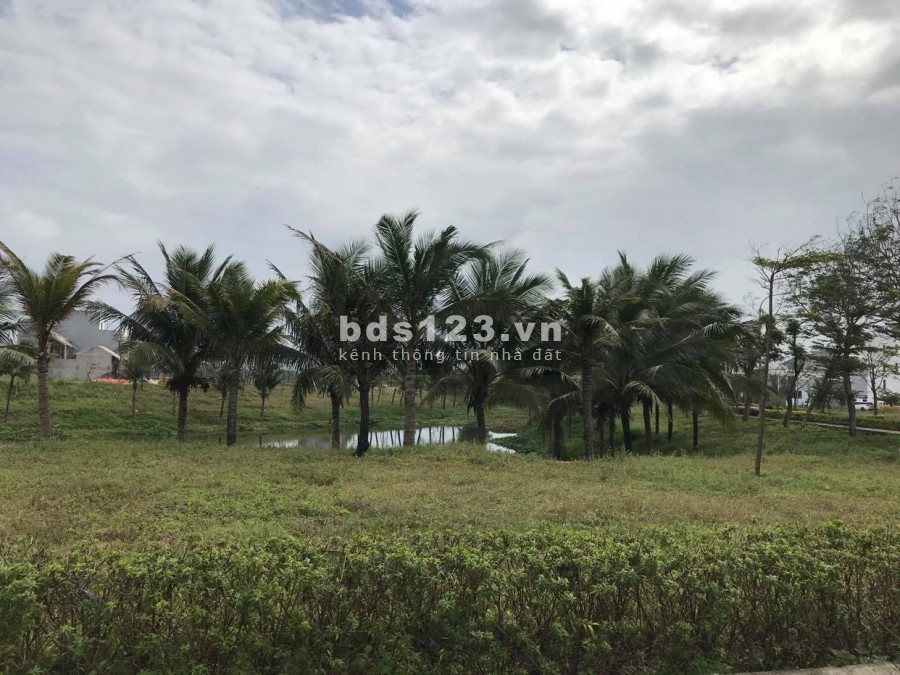 LÔ GÓC 3 MẶT TIỀN VIEW KÊNH FPT CITY