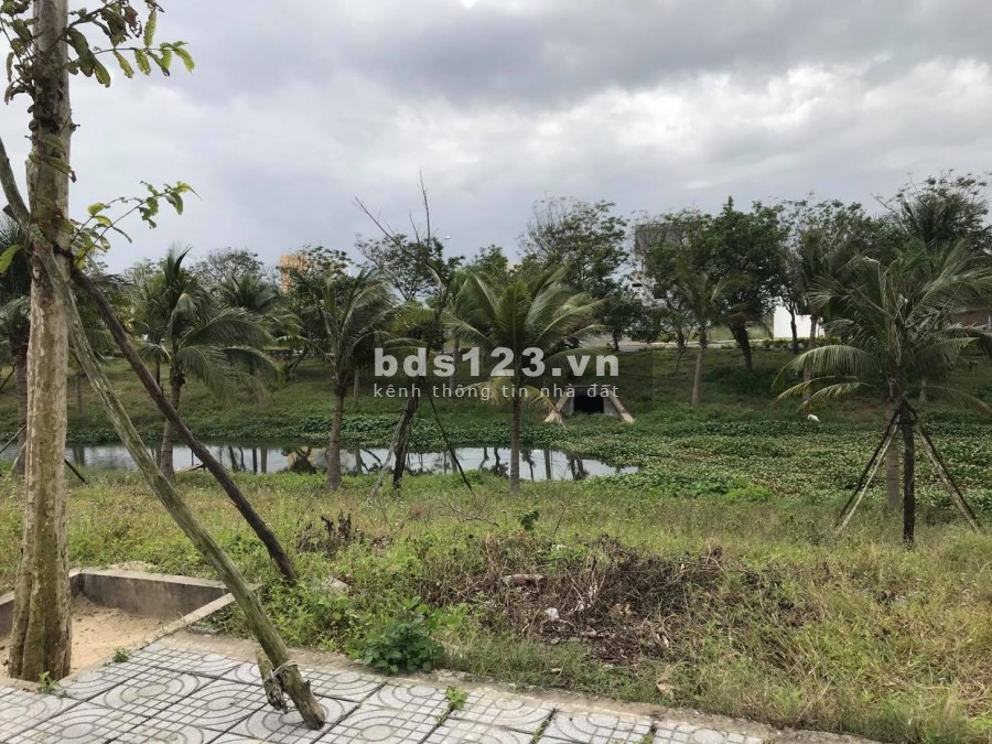 LÔ GÓC 3 MẶT TIỀN VIEW KÊNH FPT CITY