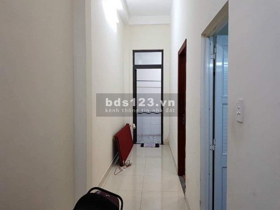 Bán Nhà Phạm Văn Hai .P3.Tân Bình Giá Rẻ, 30 m2, 3 Lầu, 3 Phòng ngủ.