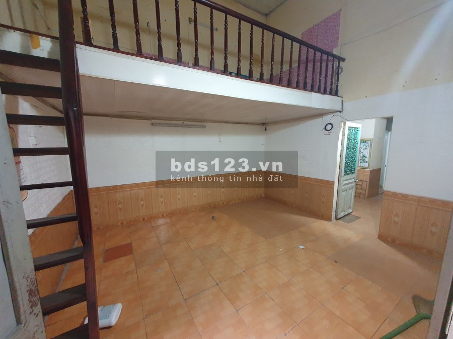 Bán nhà Ngô Gia Tự 75m2 – hướng TTT – Ô tô đỗ cửa – gần mặt phố giá chỉ hơn 45tr/m2