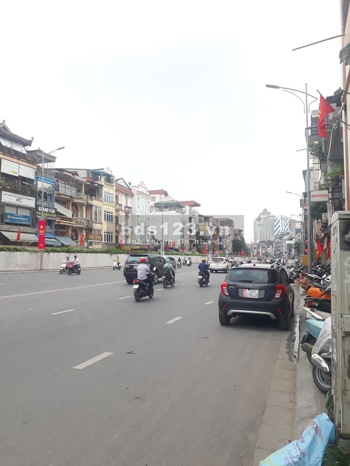 Mặt Phố, Siêu Mặt Tiền Khu Ngô Gia Tự Long Biên 130m2 MTx8.5m