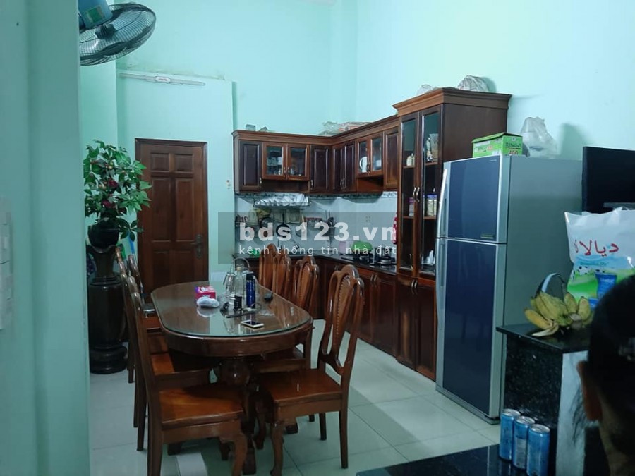 Bán gấp nhà đường Cách Mạng Tân Thành Tân Phú 60m2 giá 3.95 tỷ