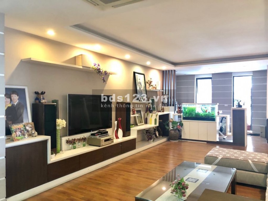 Bán gấp căn góc số 07 Tòa T1 diên tích 200m2, Chung cư TSQ – Mỗ Lao giá 3.55 tỷ. LH 0966152599