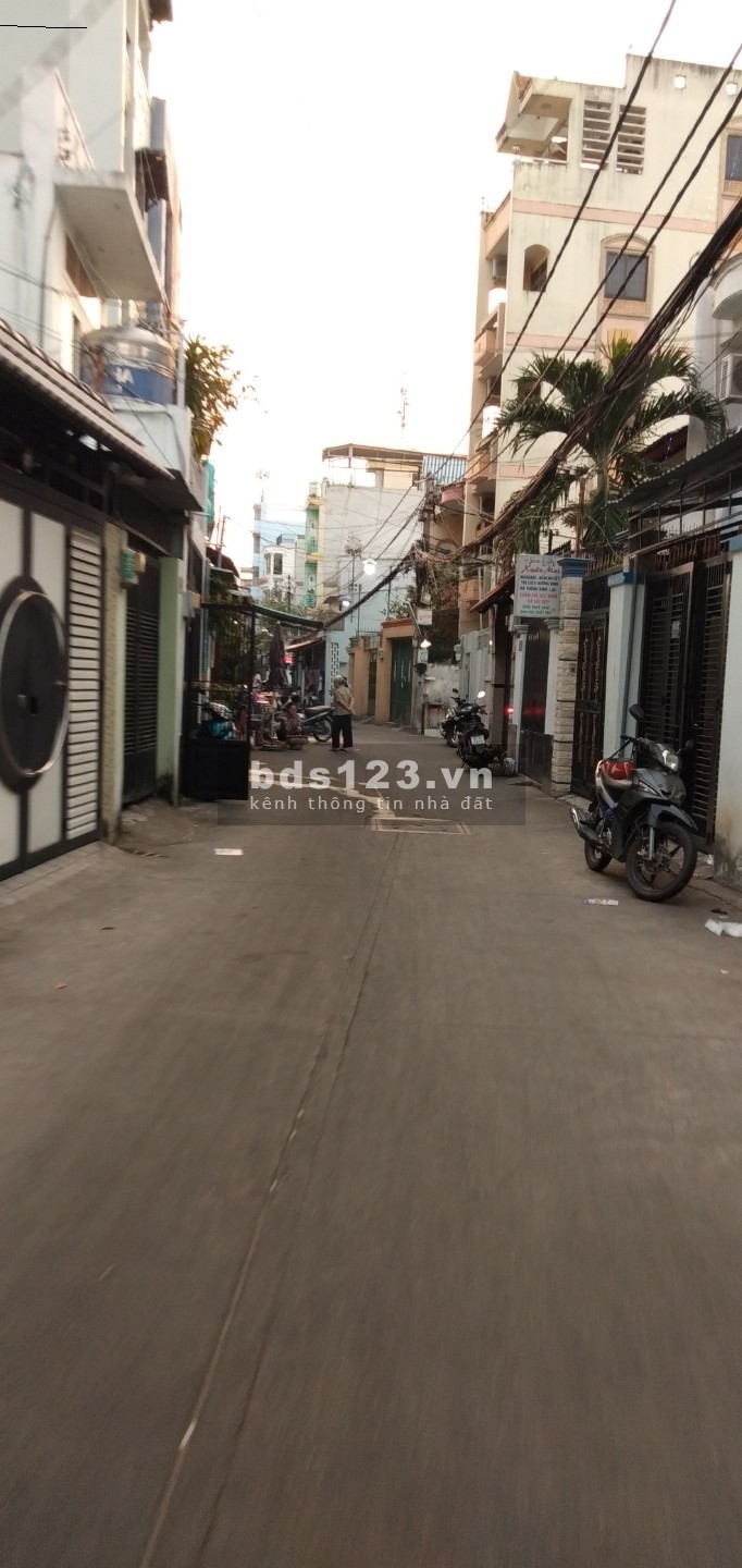 Cần tiền Mở Shop Bán nhà 228/12 Nguyễn Tiểu La, Phường 6, Quận 10, 41M2, 4PN, 4WC, 3 Tầng, giá 5 tỷ 9