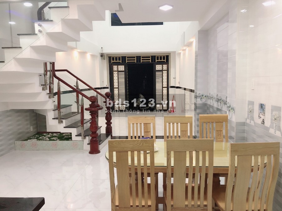 BÁN GẤP NHÀ HẺM ĐƯỜNG LÊ VĂN LƯƠNG QUẬN 7, DT 4x16 4 TẦNG GIÁ 4.2 TỶ, LH 0968.35.1616