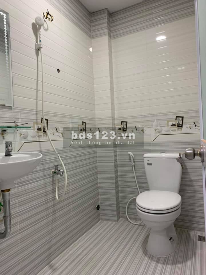 BÁN NHÀ 40m2, 3 TẦNG, HXH, ĐƯỜNG NGUYỄN THỊ THẬP, PHƯỜNG TÂN QUY, QUẬN 7, GIÁ 4 Tỷ