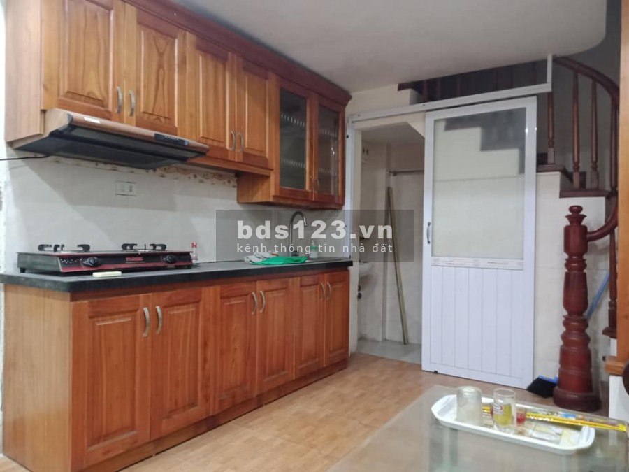 Nhà tôi ở quận Ba Đình, giá rẻ giật mình chờ khách hữu duyên