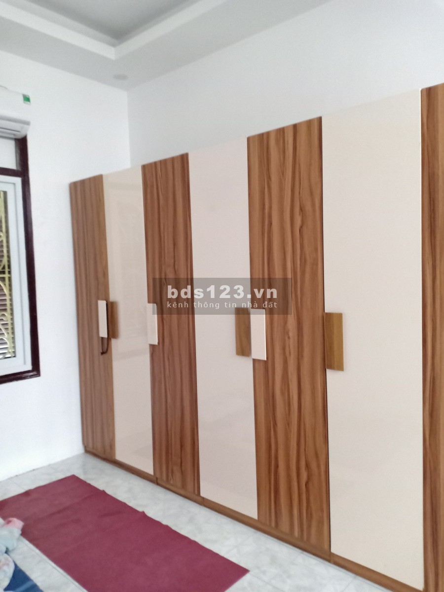 Bán Nhà MẶT PHỐ THÀNH NHÀN Mặt Tiền Rộng. Vỉa Hè Rộng. Kinh Doanh Đỉnh