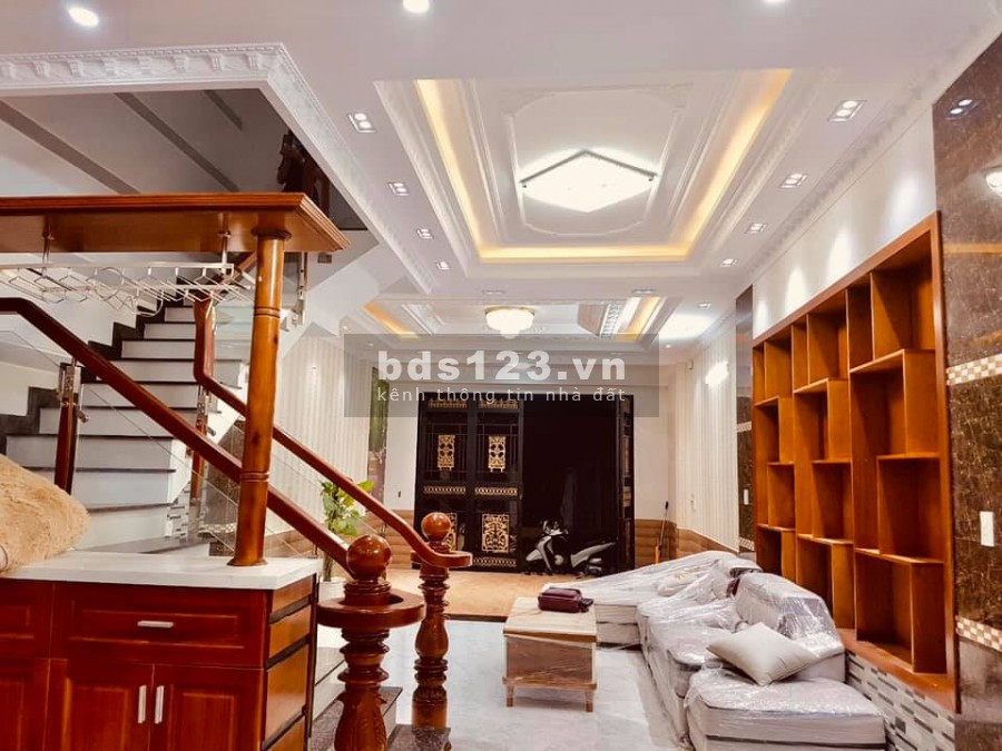 BÁN GẤP NHÀ HXH ĐƯỜNG LÊ VĂN LƯƠNG QUẬN 7, DT 5x20 4 TẦNG GIÁ 7.2 TỶ, LH 0968.35.1616