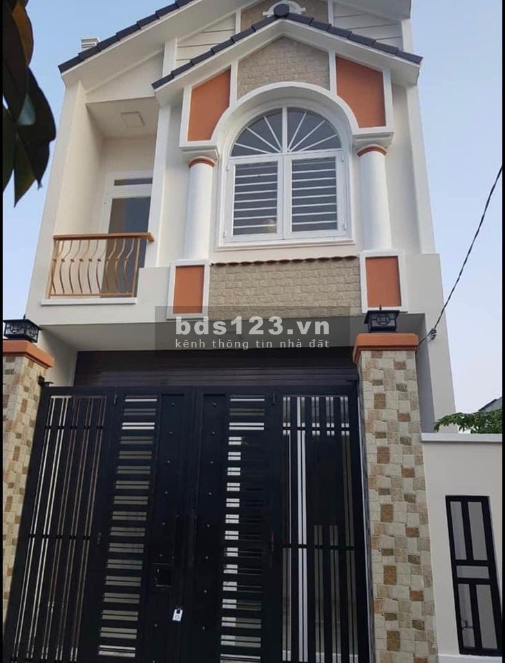 Cơ hội cuối cùng cho nhà phố mới, gần KCN Cầu Tràm, giá chỉ 1tỷ2, SH đầy đủ, tặng 3 chỉ vàng