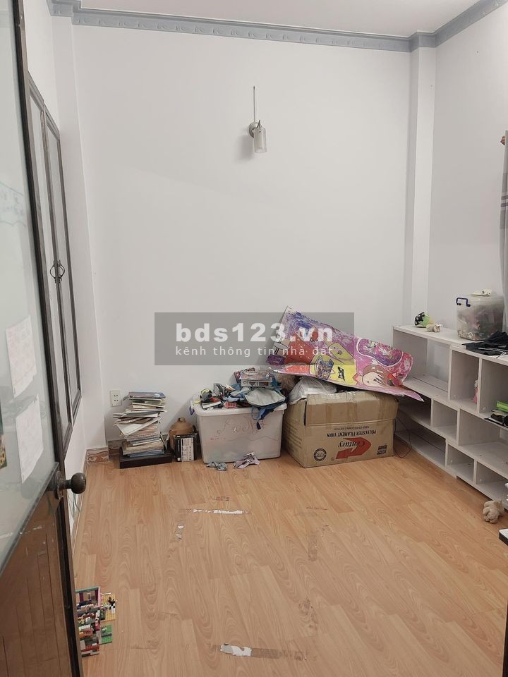 Bán nhà Âu Cơ, Tân Bình 28m2_ 1T3L gần vòng xoay Lê Đại Hành