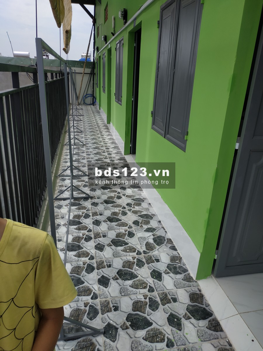 Phòng trọ khép kín có gác lửng mới xây Thạnh Lộc Quận 12 gần Ngã Tư Ga
