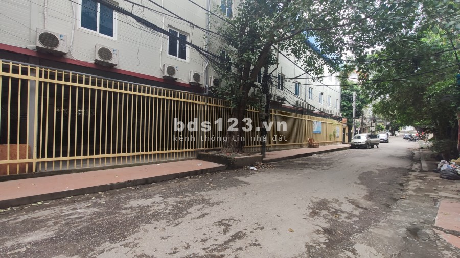 Chính chủ cho thuê nhà, thiết kế tầng 1-2 làm văn phòng, hiện đại, tiện nghi