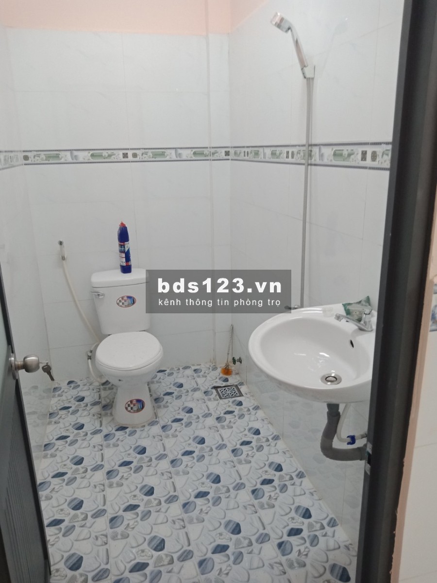 Cho thuê nhà mới 1 trệt 1 lửng 50m2
