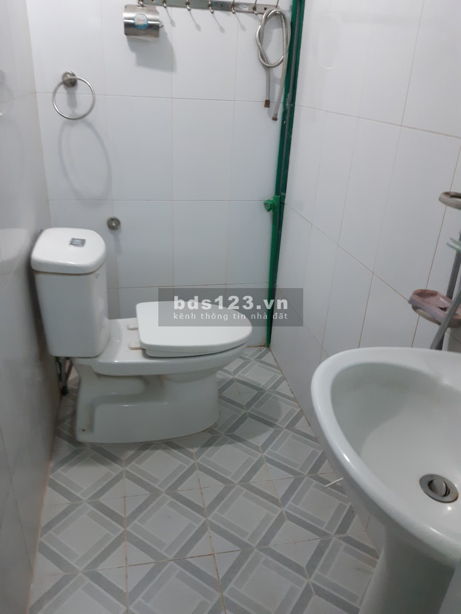 Cho thuê chung cư vị trí thuận lợi ở Quận Cầu Giấy, Hà Nội.Căn hộ gồm 2 phòng chính, 1 nhà bếp, 1 WC