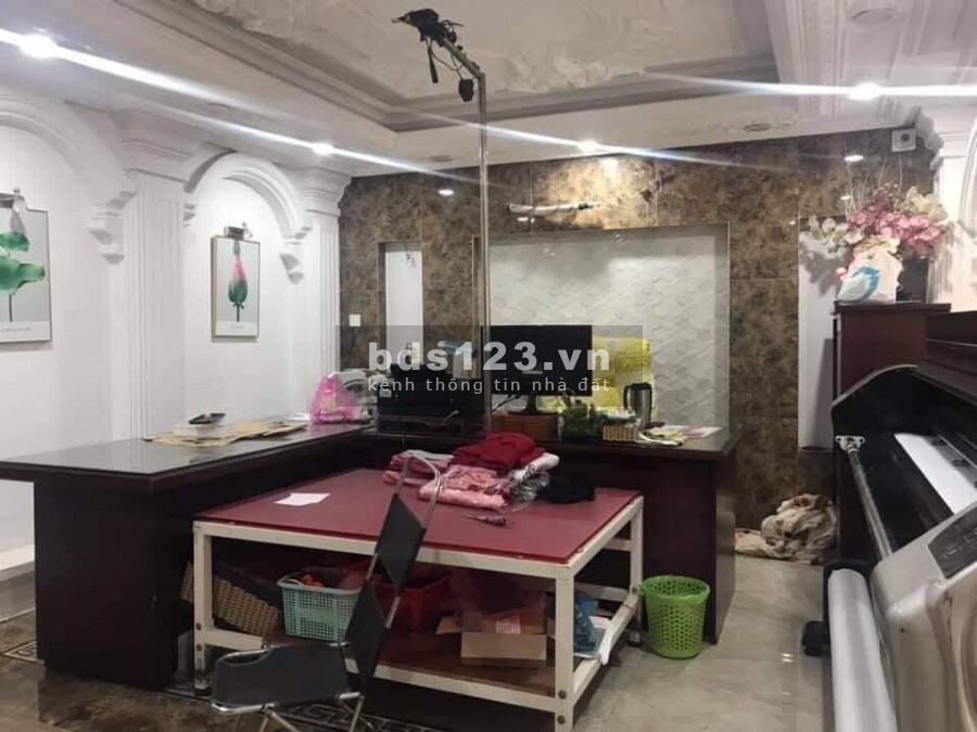 BÁN BIỆT THỰ, MẶT TIỀN, THANG MÁY, DT 160M2, CAO LỖ QUẬN 8, CHỈ 26.9 TỶ.