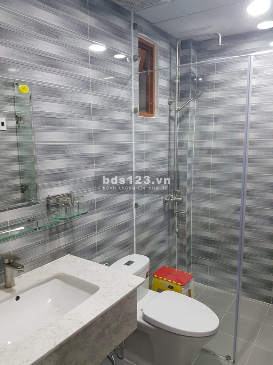 Bán nhà HXH Bạch Đằng, Bình Thạnh, 105m2, 5 Lầu, Giá 14.7 TỶ.