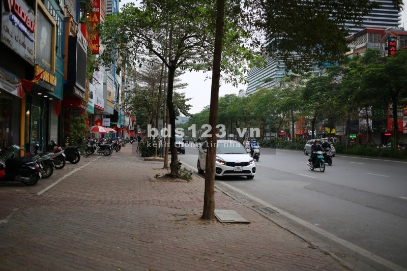 Bán nhà MP Xã Đàn 44.5m2 x 6 tầng MT 6.6m vỉa hè rộng, KD tốt giá 26,5 tỷ