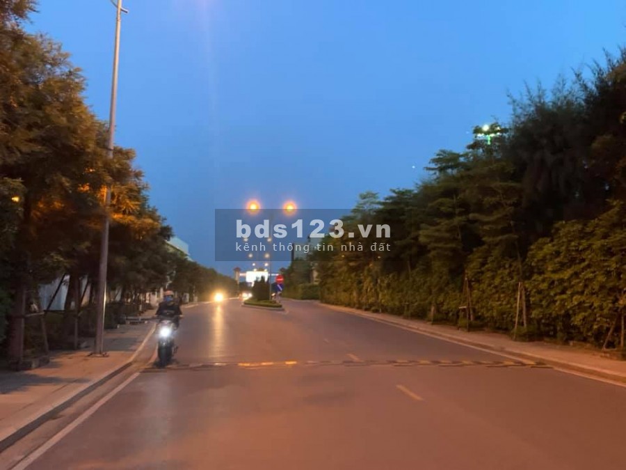 An Sinh, 918 Phúc Đồng Long Biên 85m2 MTx5m Ngõ ô tô