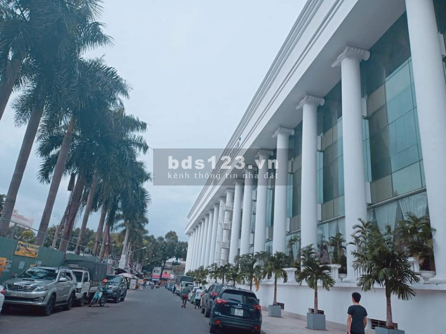 Bán đất phân lô, hxh, Nguyễn Văn Công, Chung Cư Hà Đô, Sân bay, dt 50m2, giá 5.35 tỷ
