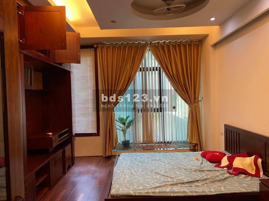 Bán nhà phố Đào Tấn, Ba Đình. Lô góc, Ô tô, KD, MT6m, 75m2, 16 tỷ