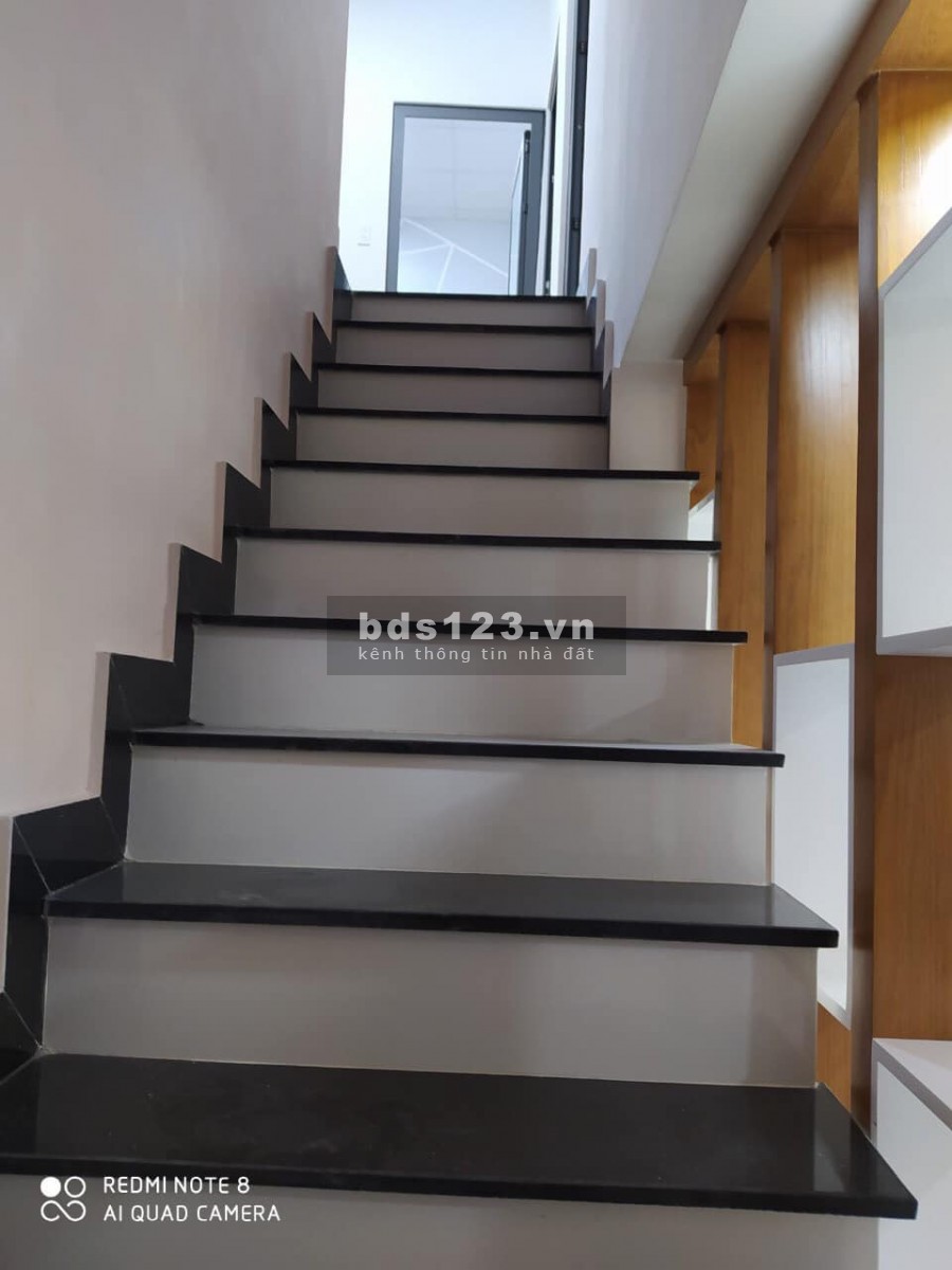 BÁN 40m2 NHÀ, HXH, ĐƯỜNG SỐ 10, PHƯỜNG TÂN QUY, QUẬN 7, GIÁ 4 Tỷ