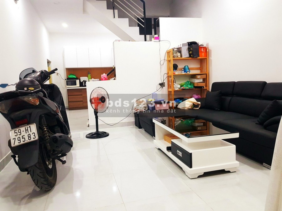 Bán nhà 1 lầu hẻm 29 đường Hoàng Quốc Việt P.Phú Thuận Q7