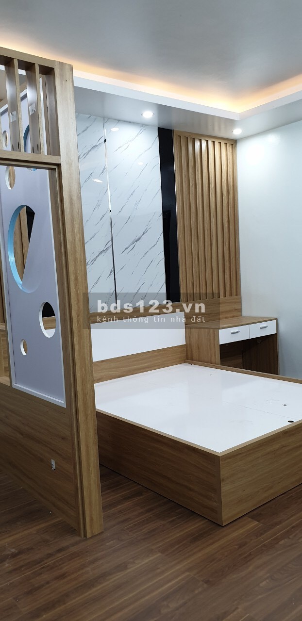 Bán nhà đường đôi Phùng Chí Kiên KĐT An Phú, 4 tầng 67.5m2, mt 4.5m, 3 tỷ 980