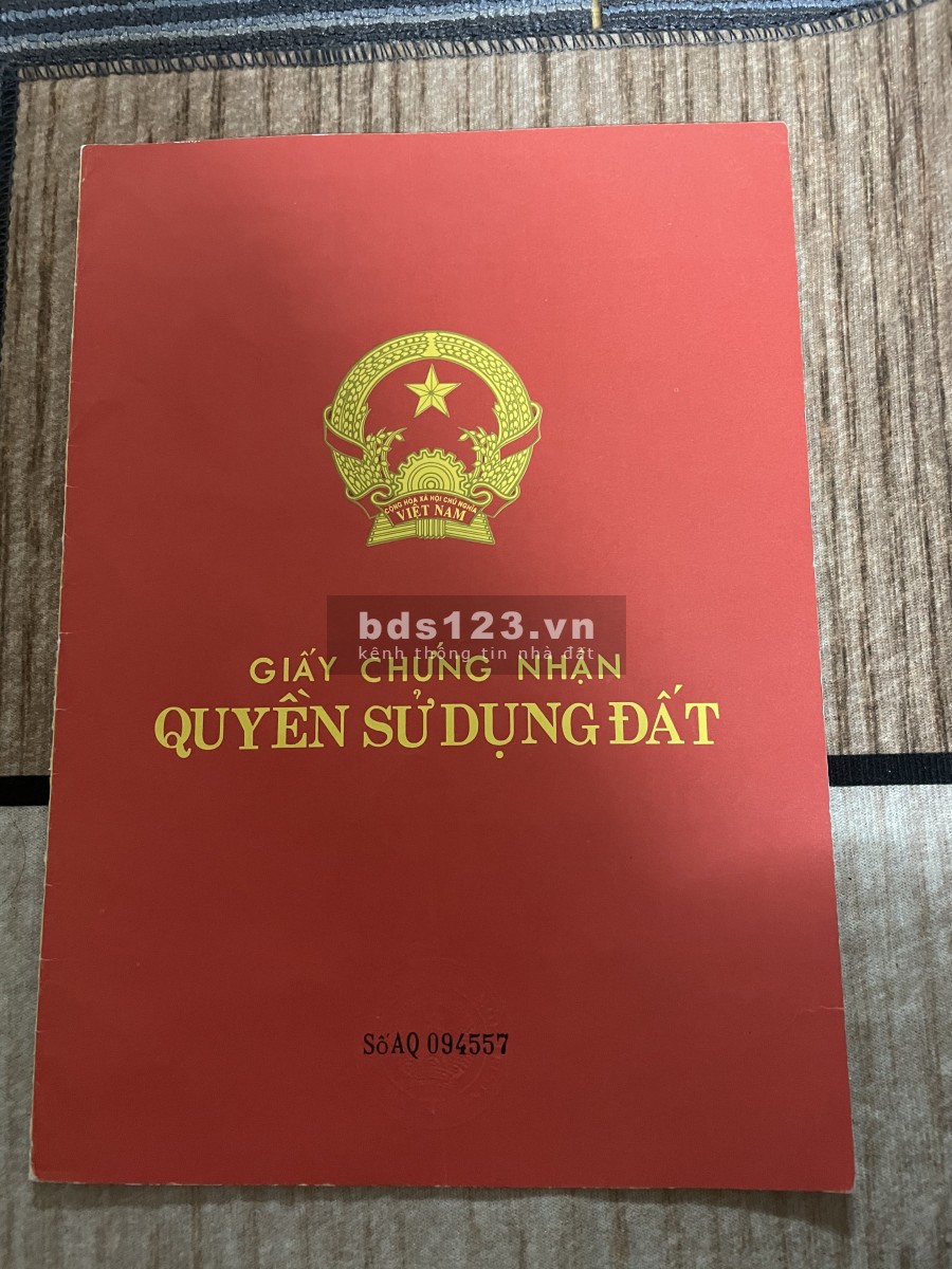 Tôi chính chủ muốn bán lô đất đường Cao Bá Quát, ngay sát bên nhà thờ