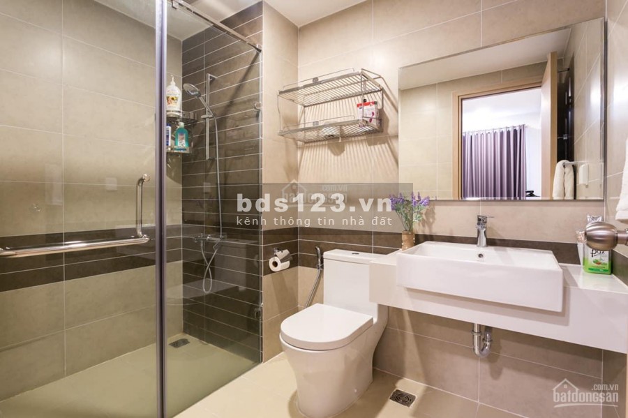 Chính chủ cần cho thuê nhà rộng 74m2, 2 PN, view thoáng, không che chắn, cc Masteri Millennium, giá 16 triệu/tháng