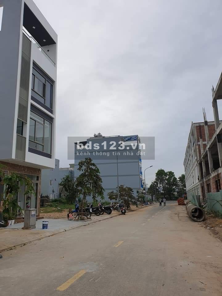 Mặt bằng kinh doanh quận Liên Chiểu 180m2