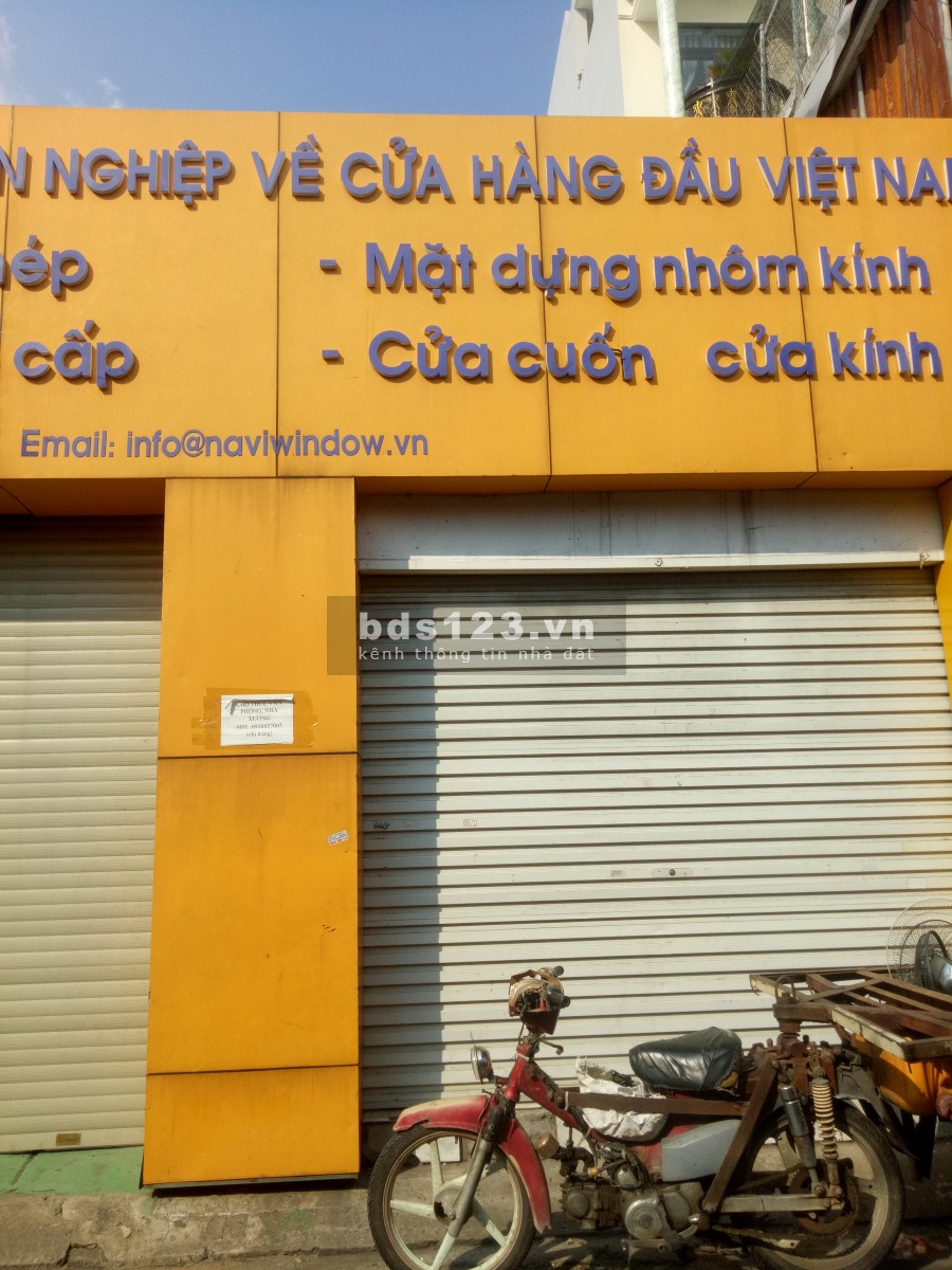 Mặt bằng kd hoặc kho xưởng 300m2 Nguyễn văn Quá. Q12