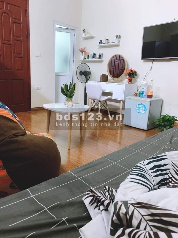 Nhà Lô góc, ngõ 1194 Láng chùa Láng, 50m2 * 5T, MT 4,5m, Ôtô đỗ cửa, giá 7,1 tỷ