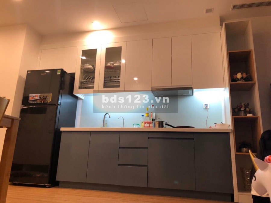 Bán gấp căn 2 ngủ 69m bao phí, full đồ tại Green Bay, Giá 3 tỷ, LH: 0352781220