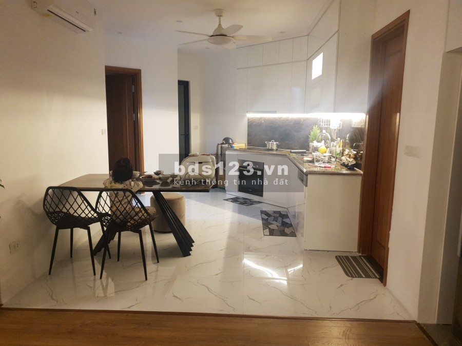 Chính chủ bán gấp căn hộ full NT 3 ngủ, 110m2 The Emerald CT8 Mỹ Đình, giá 3.5 tỷ