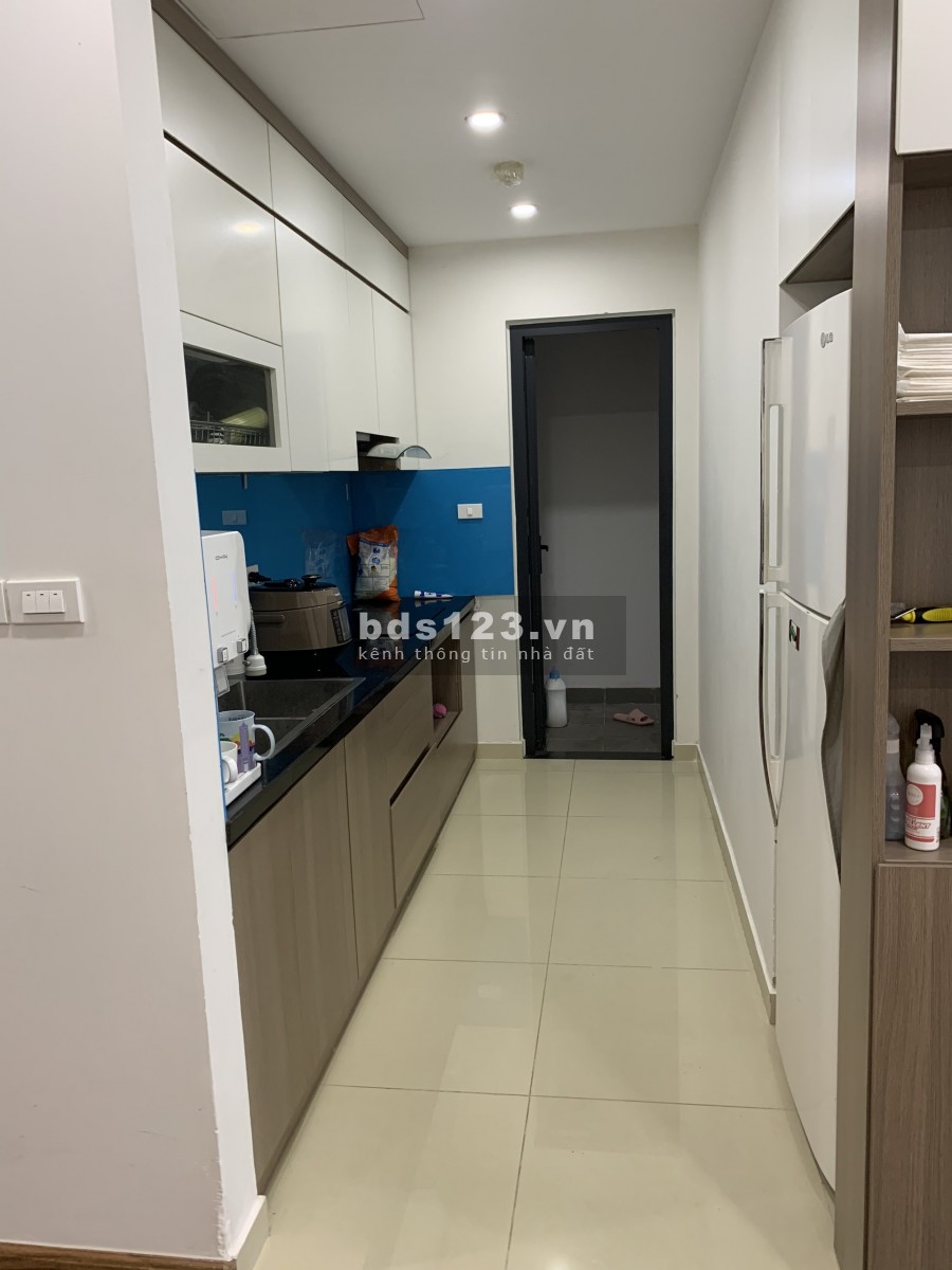 Bán nhanh căn 2 ngủ 78m2 tại Goldmark City giá 2.45 tỷ bao toàn bộ phí, nhà đầy đủ nội thất.