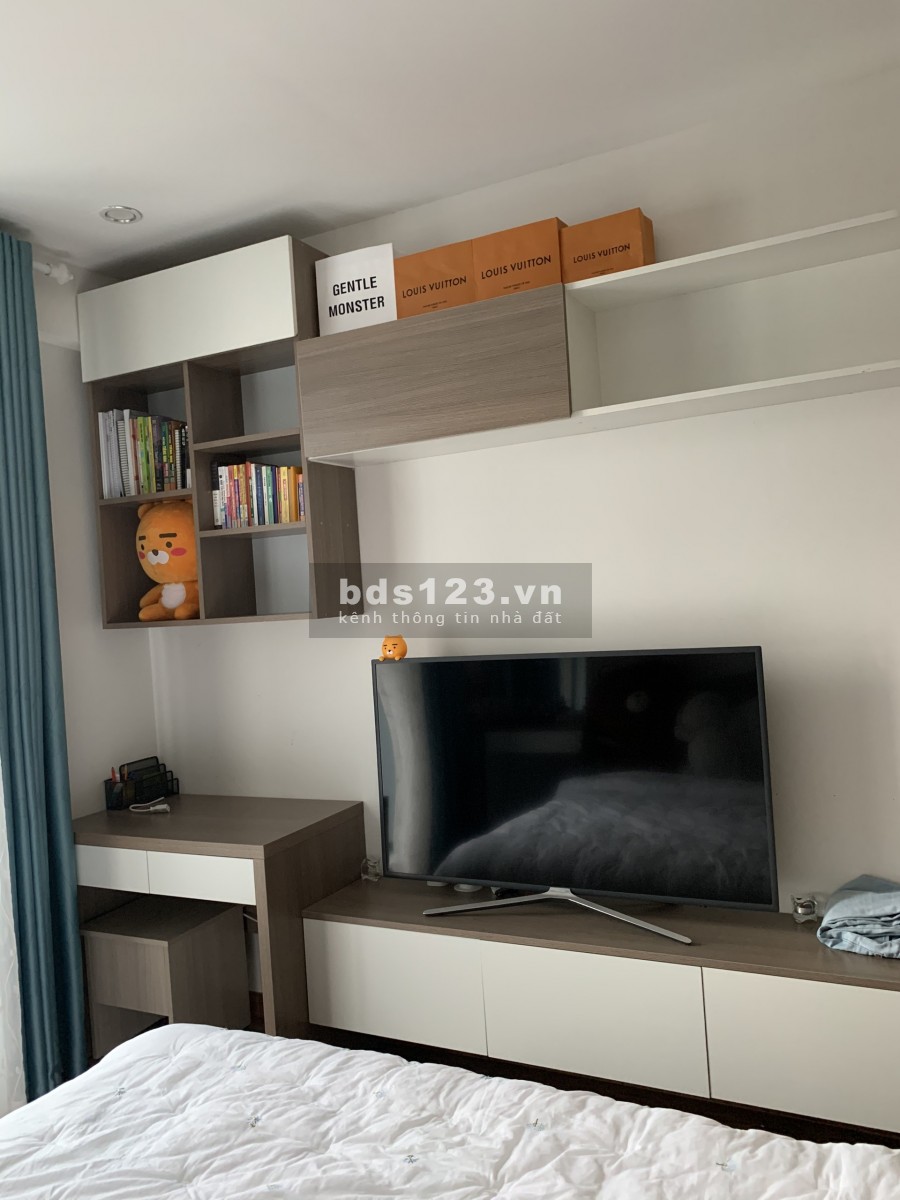 Bán nhanh căn 2 ngủ 78m2 tại Goldmark City giá 2.45 tỷ bao toàn bộ phí, nhà đầy đủ nội thất.
