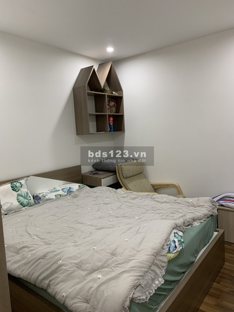 Bán nhanh căn 2 ngủ 78m2 tại Goldmark City giá 2.45 tỷ bao toàn bộ phí, nhà đầy đủ nội thất.